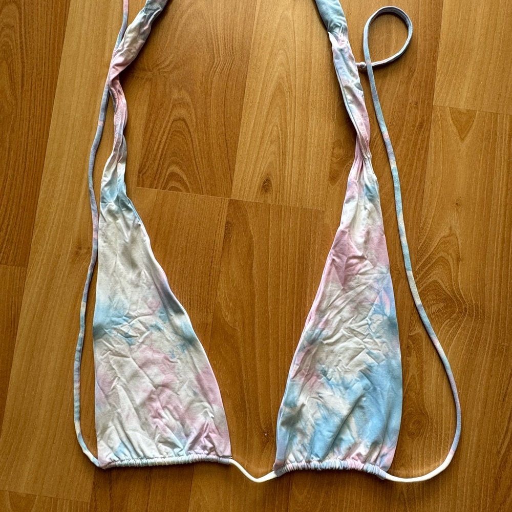 Frankie’s bikinis pastel cloud bikini top